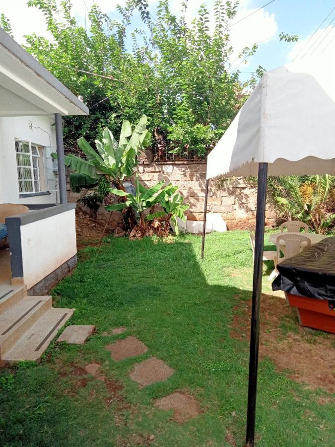 Pinkroses Gardens Hostel 나이로비 외부 사진