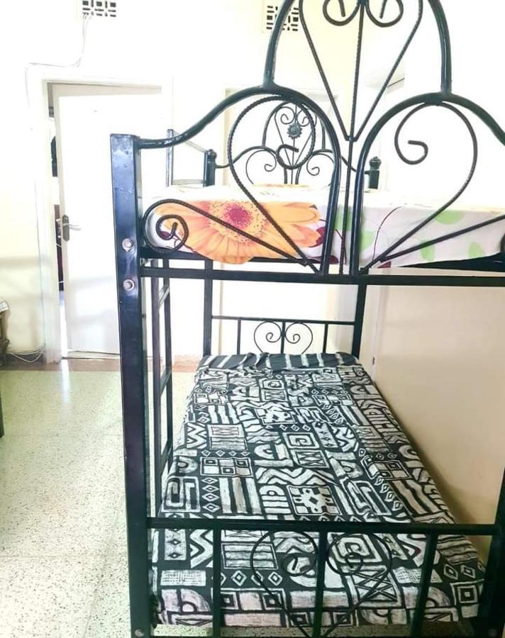 Pinkroses Gardens Hostel 나이로비 외부 사진