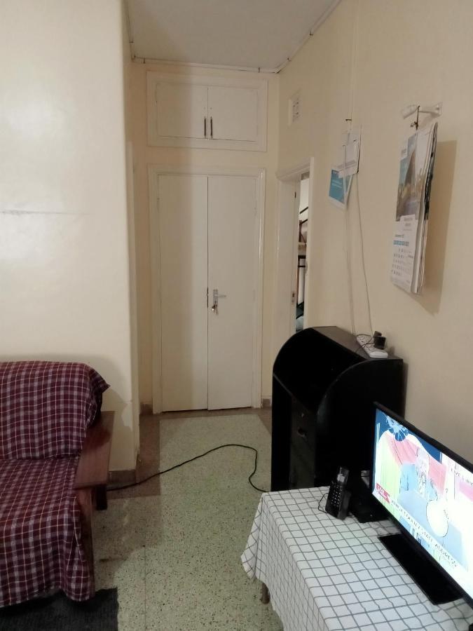 Pinkroses Gardens Hostel 나이로비 외부 사진