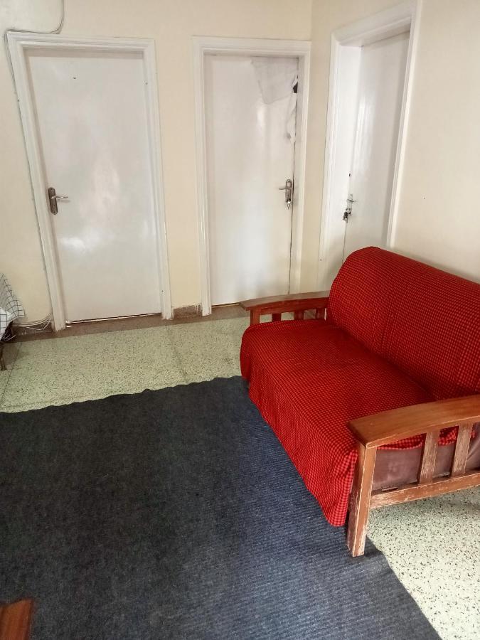 Pinkroses Gardens Hostel 나이로비 외부 사진