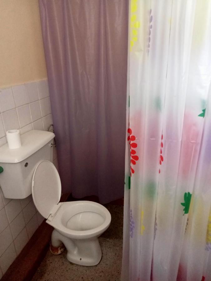 Pinkroses Gardens Hostel 나이로비 외부 사진