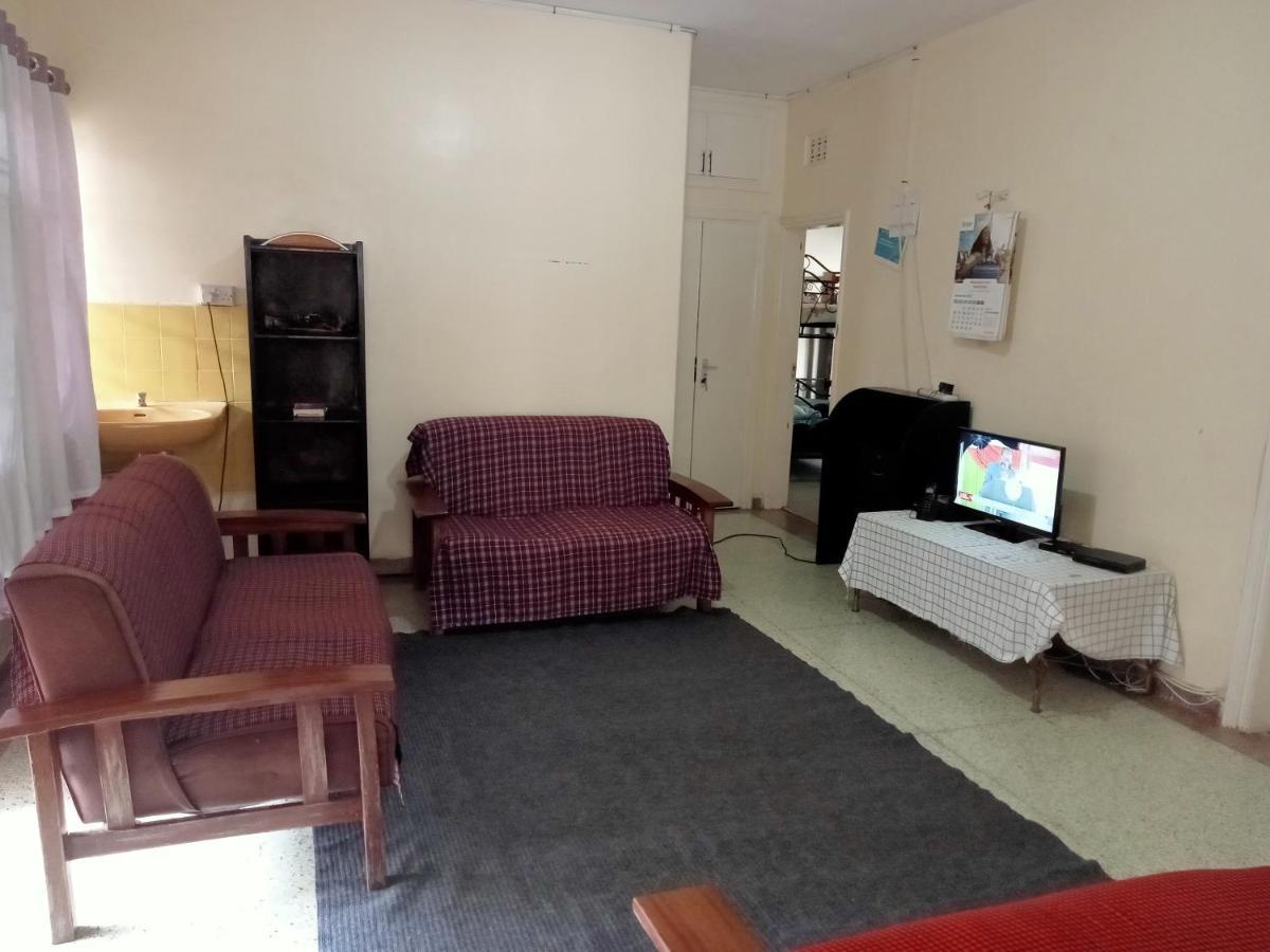Pinkroses Gardens Hostel 나이로비 외부 사진