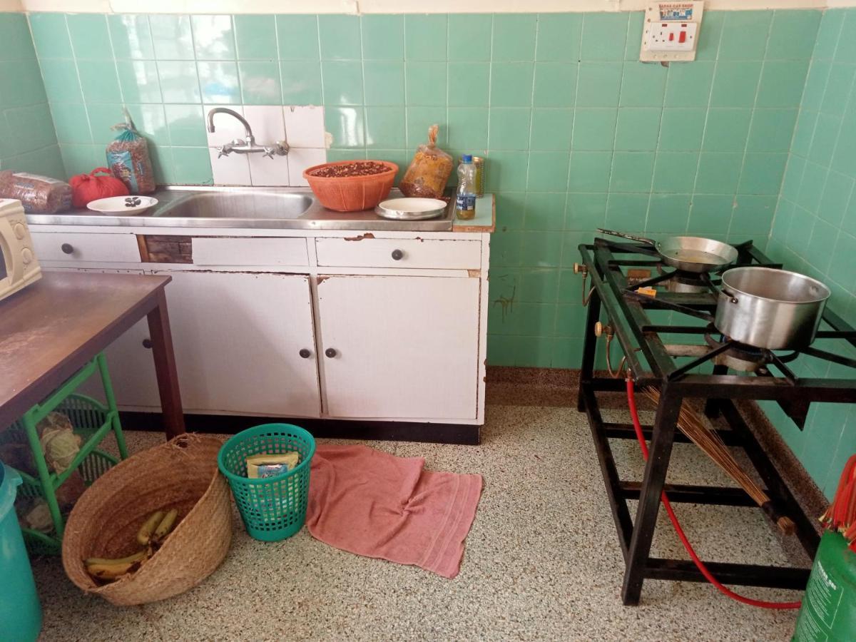 Pinkroses Gardens Hostel 나이로비 외부 사진