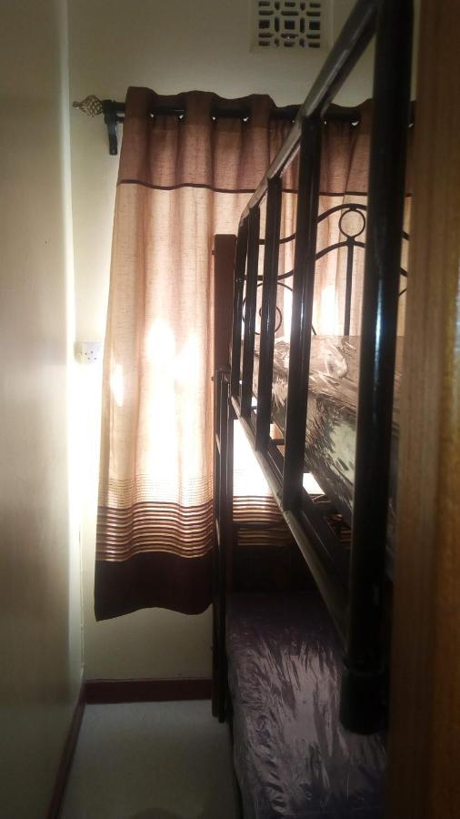 Pinkroses Gardens Hostel 나이로비 외부 사진